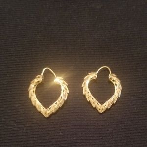 22kt gold earrings